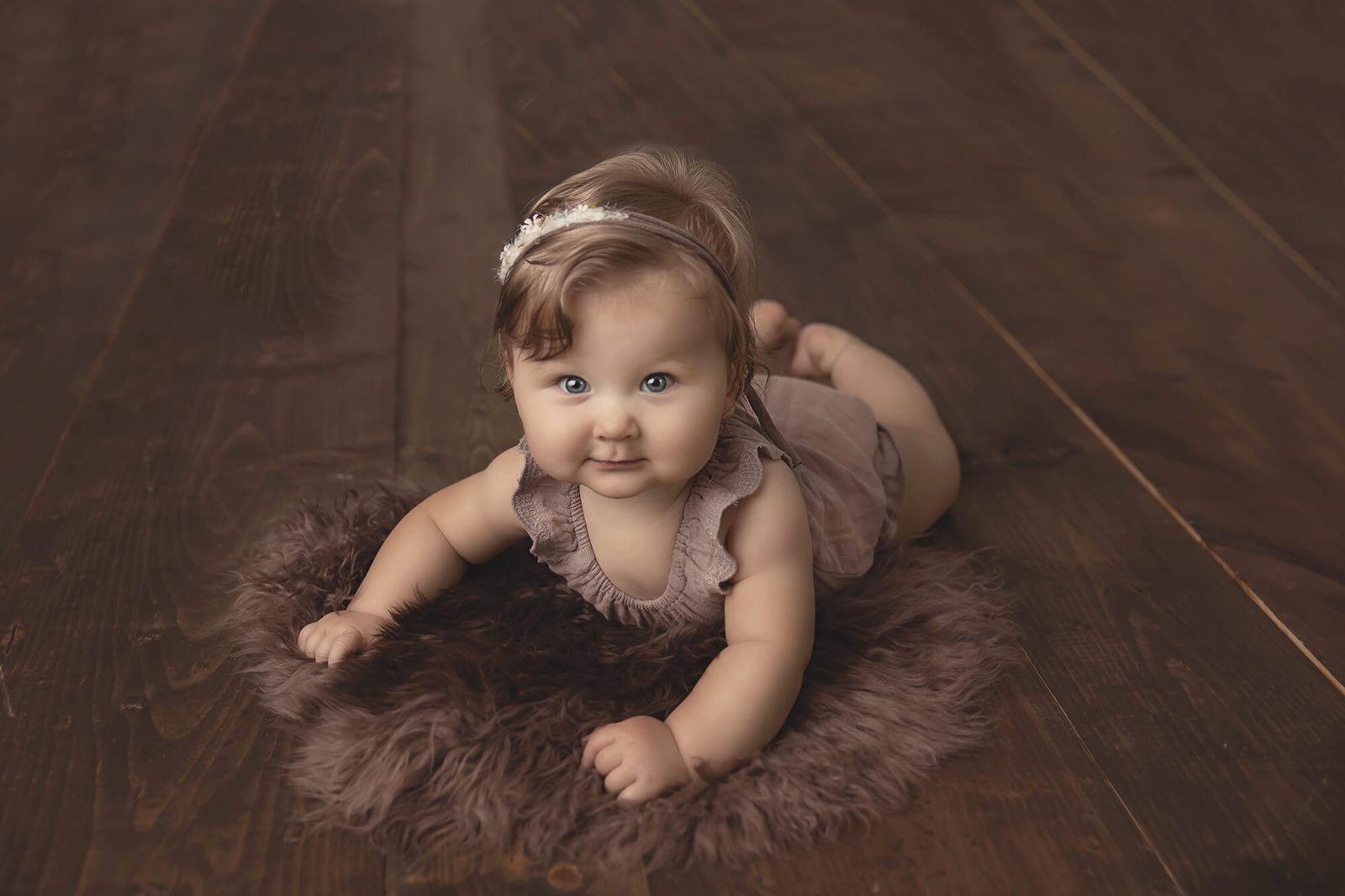 best louisville baby photographer, Louisville cake smash photographer, cake smash photography near me, new albany indiana baby photographer, professional baby photos